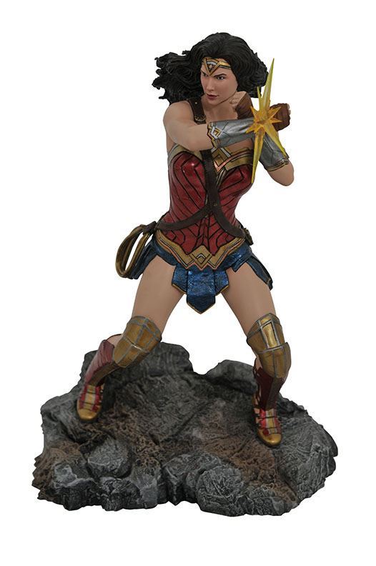 WONDER WOMAN STATUETTE JUSTICE LEAGUE DC MOVIE CLASSICS GALLERY DIAMOND SELECT TOYS 23 CM (2) 699788831038 kingdom-figurine.fr WONDER WOMAN STATUETTE JUSTICE LEAGUE DC MOVIE CLASSICS GALLERY DIAMOND SELECT TOYS 23 CM (2) 699788831038 kingdom-figurine.fr