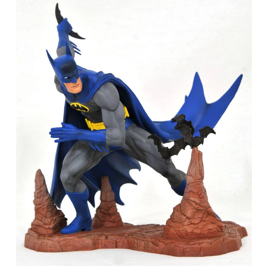 BATMAN BY NEAL ADAMS EXCLUSIVE STATUETTE DC COMIC GALLERY DIAMOND SELECT 28 CM (0) 699788834442 kingdom-figurine.fr BATMAN BY NEAL ADAMS EXCLUSIVE STATUETTE DC COMIC GALLERY DIAMOND SELECT 28 CM (0) 699788834442 kingdom-figurine.fr