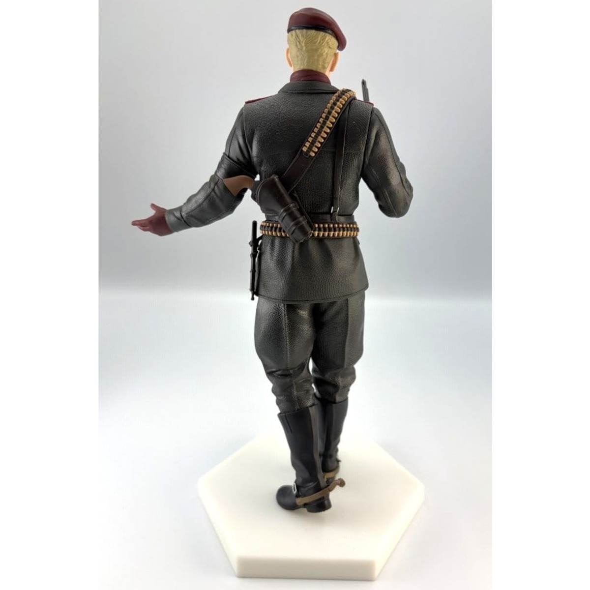 Ocelot figurine Metal Gear Solid Delta Snake Eater Konami Amusement 20 cm 4570015672012 kingdom-figurine (2) Ocelot figurine Metal Gear Solid Delta Snake Eater Konami Amusement 20 cm 4570015672012 kingdom-figurine (2)