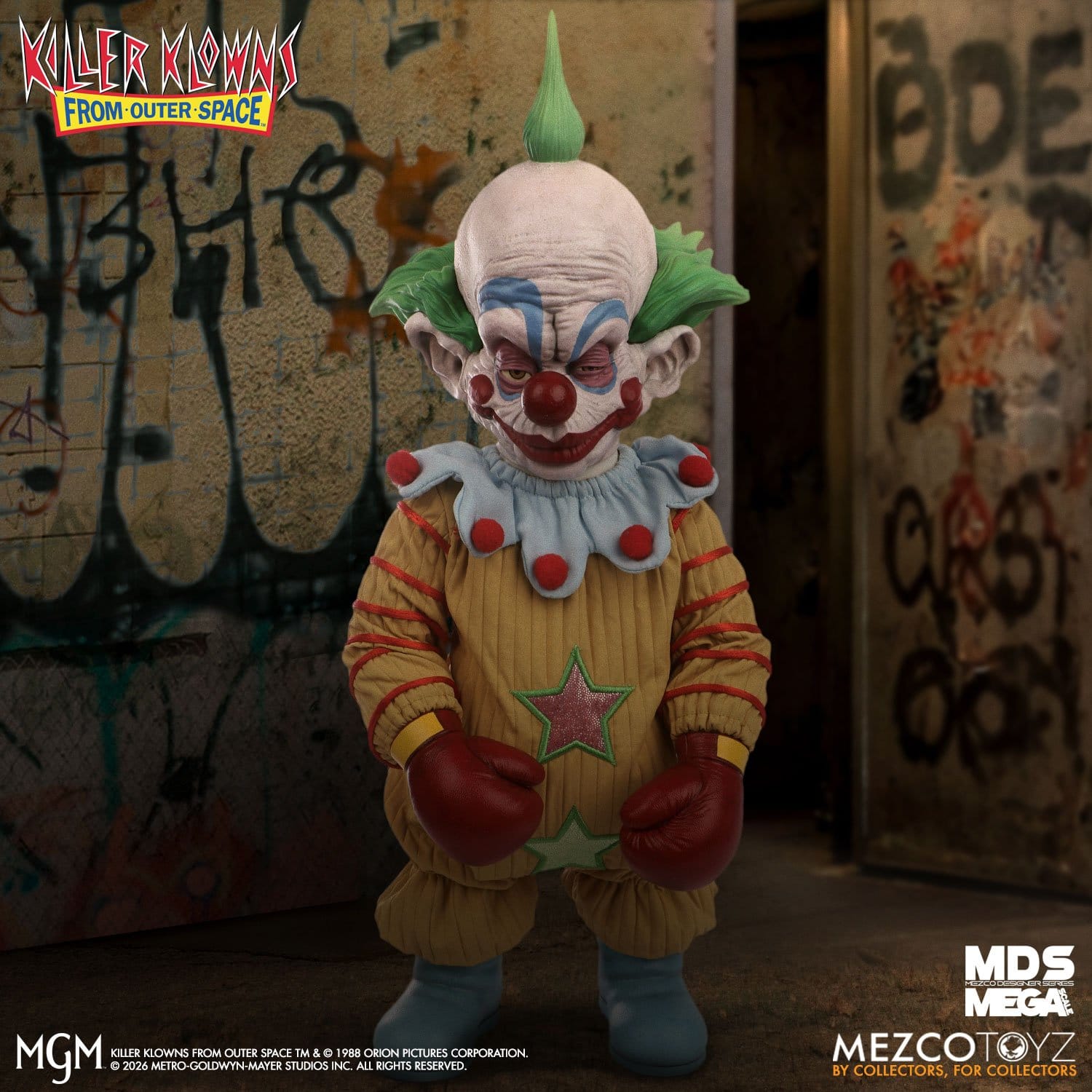 Shorty poupée MDS Mega Scale Les Clowns tueurs venus d'ailleurs Mezco 38 cm 696198257137 kingdom-figurine (2) Shorty poupée MDS Mega Scale Les Clowns tueurs venus d'ailleurs Mezco 38 cm 696198257137 kingdom-figurine (2)